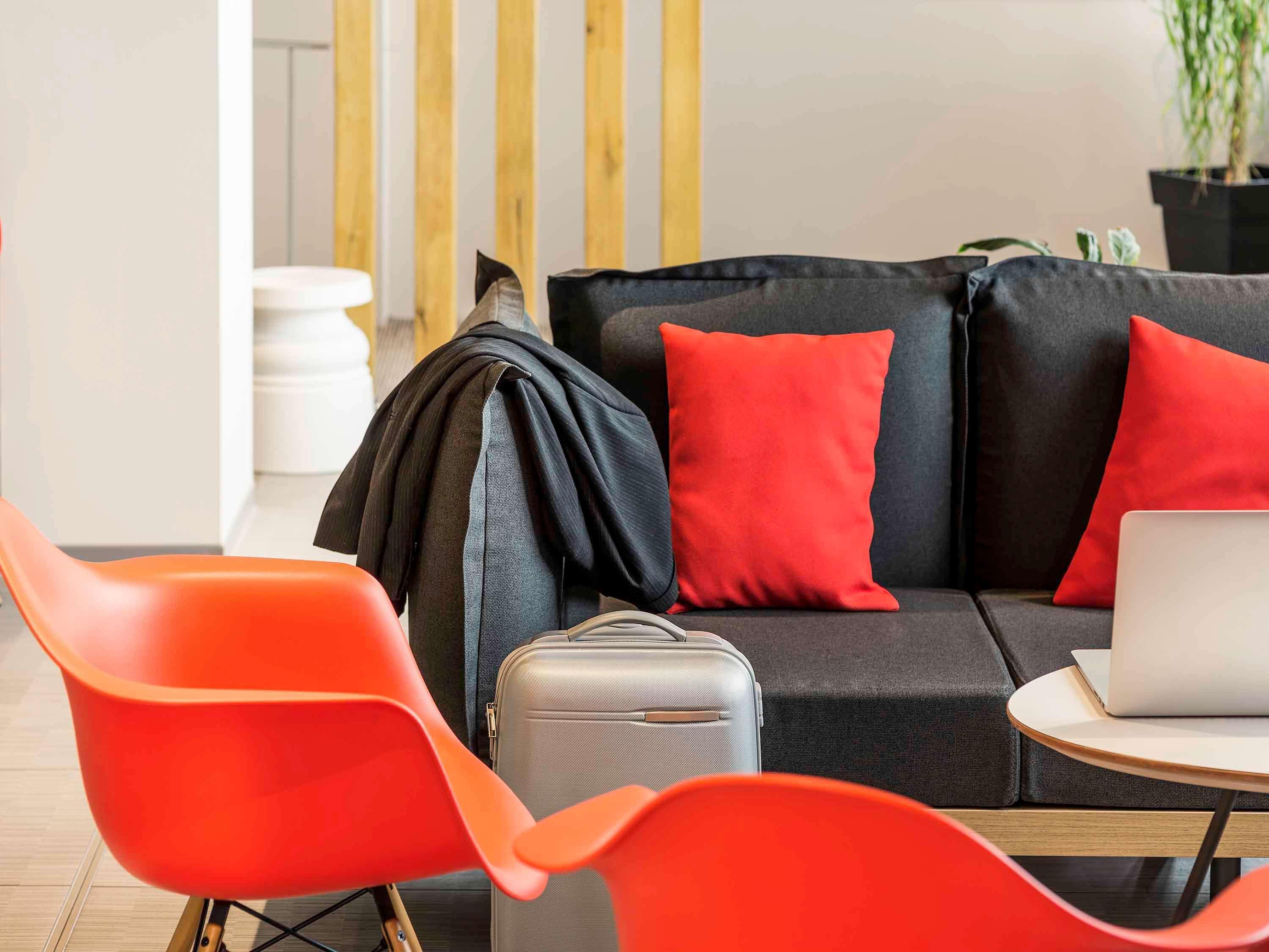 Ibis Sisteron Hotell Eksteriør bilde