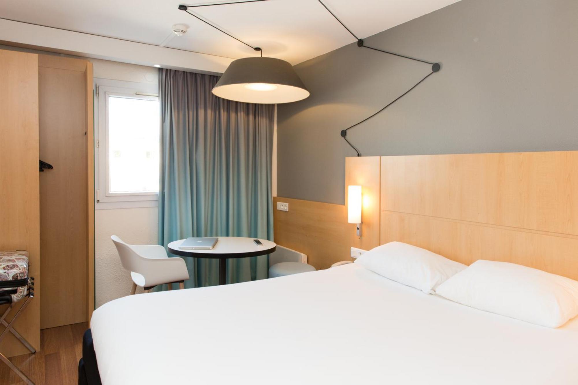 Ibis Sisteron Hotell Eksteriør bilde