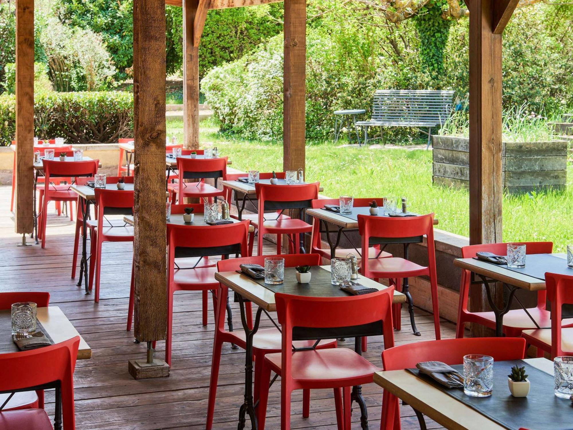 Ibis Sisteron Hotell Eksteriør bilde